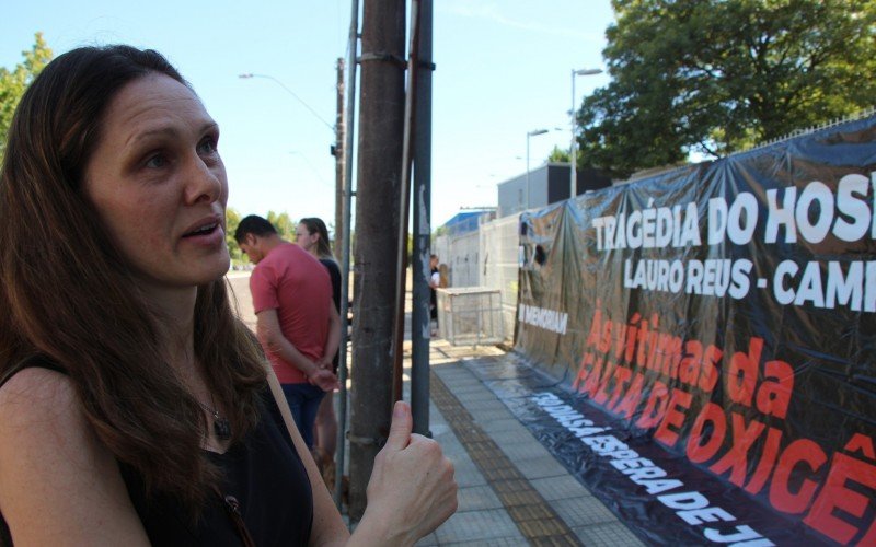 Protesto Lauro Reus - Luciana Pedroso