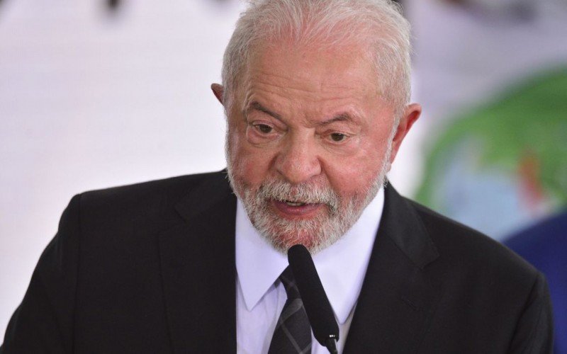 Médico de Lula diz que recuperação de presidente deve levar cerca de sete dias