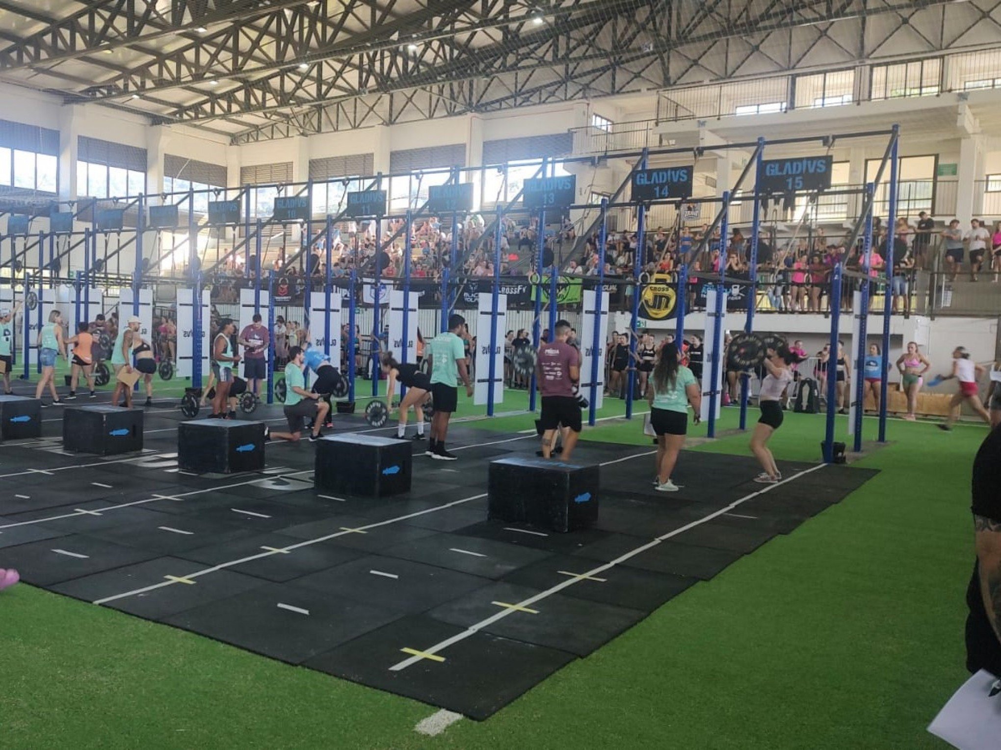 Mais de 4 mil pessoas passam por evento de crossfit na Vila Olímpica, em Gramado