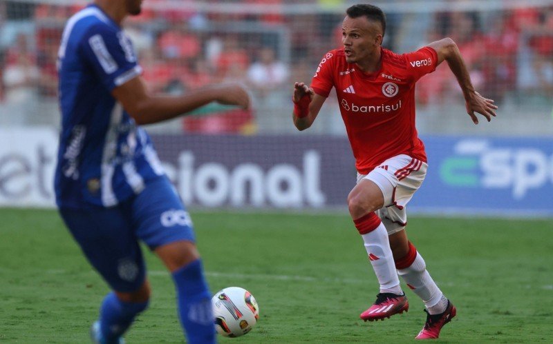 RenÃª estÃ¡ fora da segunda partida da semifinal por causa de uma lesÃ£o na coxa direita