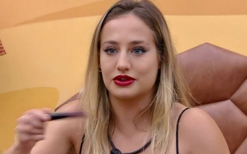 Bruna Griphao, do BBB 23, foi alvo de ação por usar termo urubu de luto