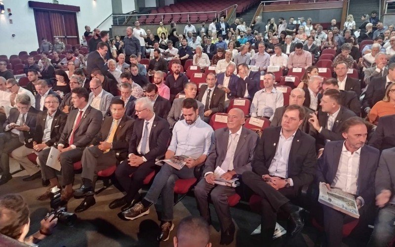 Seminário de Mobilidade que reúne autoridades do RS