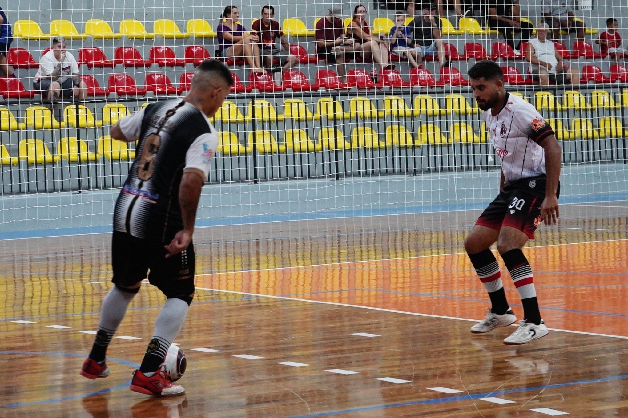 Futsal Série Ouro tem rodada decisiva nesta sexta-feira