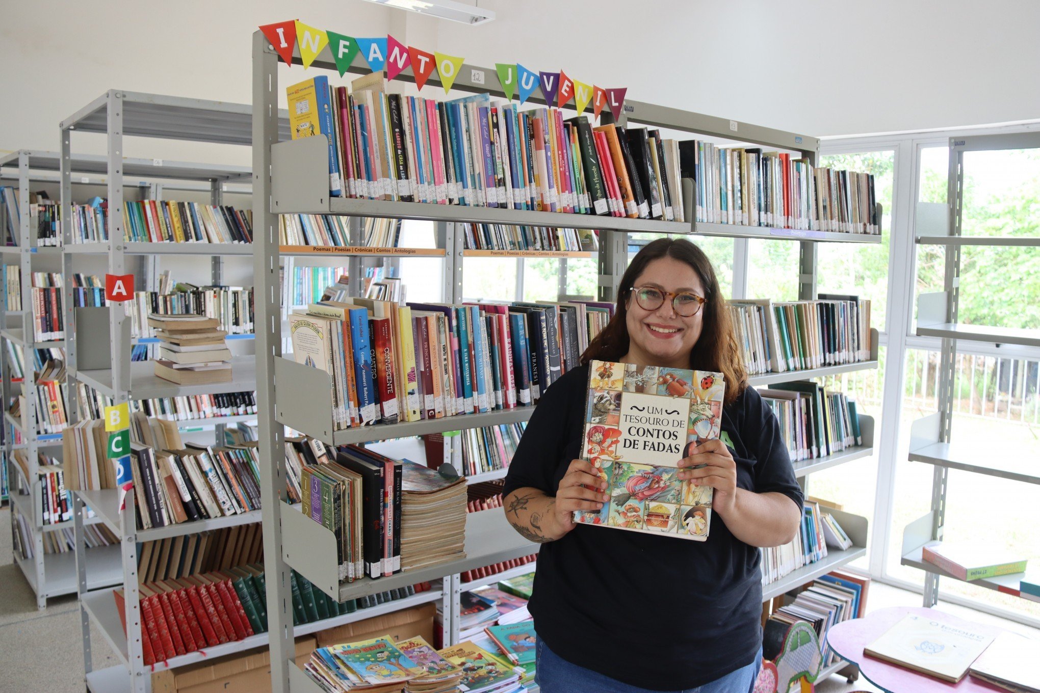 Bibliotecária Maria Eduarda Klein Kulmann