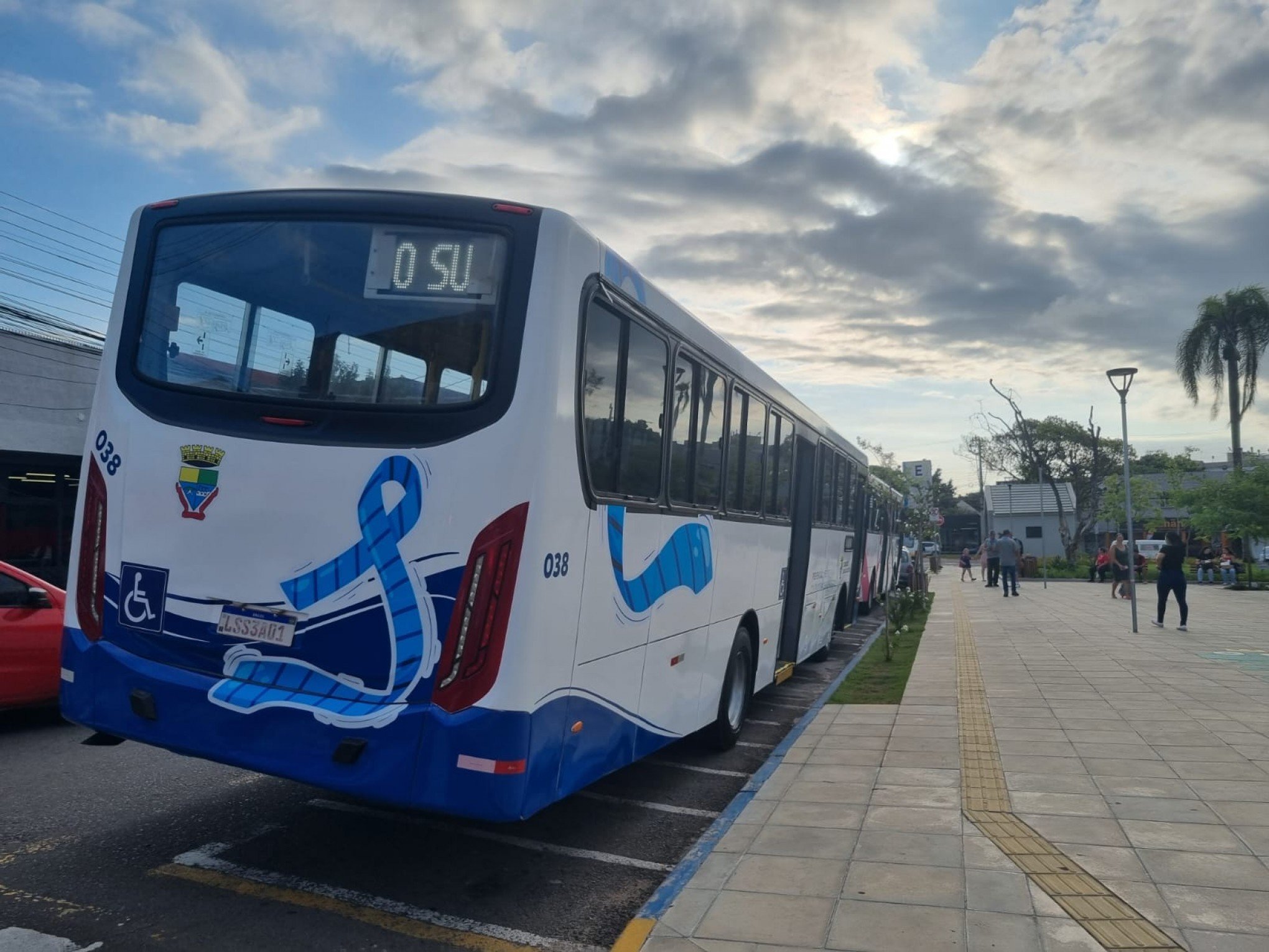 Quatro novos ônibus passam a circular em Sapucaia do Sul