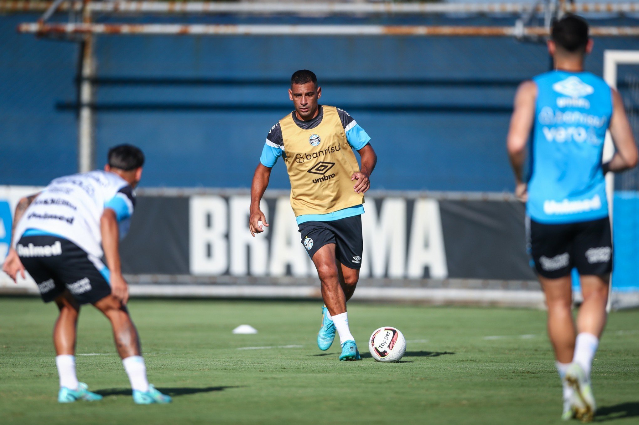 Ferreira passa por cirurgia e já tem previsão para retornar ao Grêmio