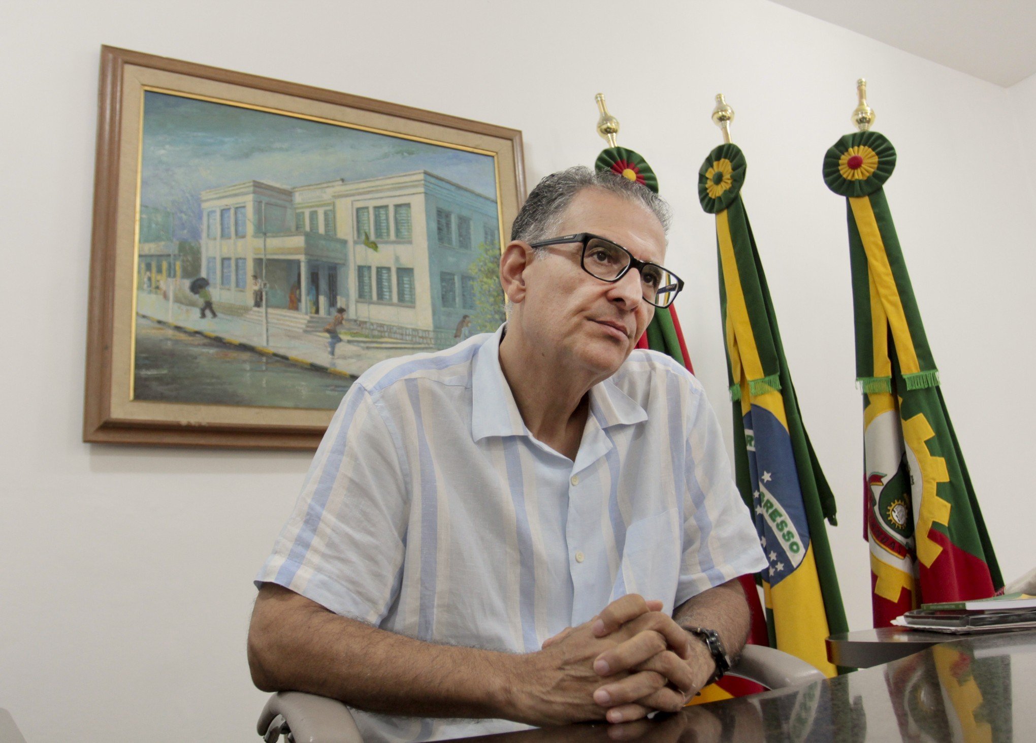 VÍDEO: De volta ao cargo de prefeito, Jairo Jorge fala sobre relação com o vice: "Foi traição política"