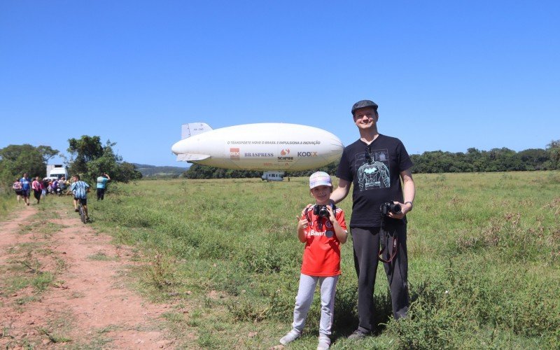 DirigÃ­vel pousa em Campo Bom
Maria Helena Trentin e Alexandre Trentin