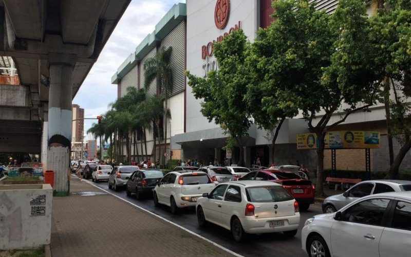 Caso aconteceu na praça de alimentação do Bourbon Shopping de Novo Hamburgo | abc+