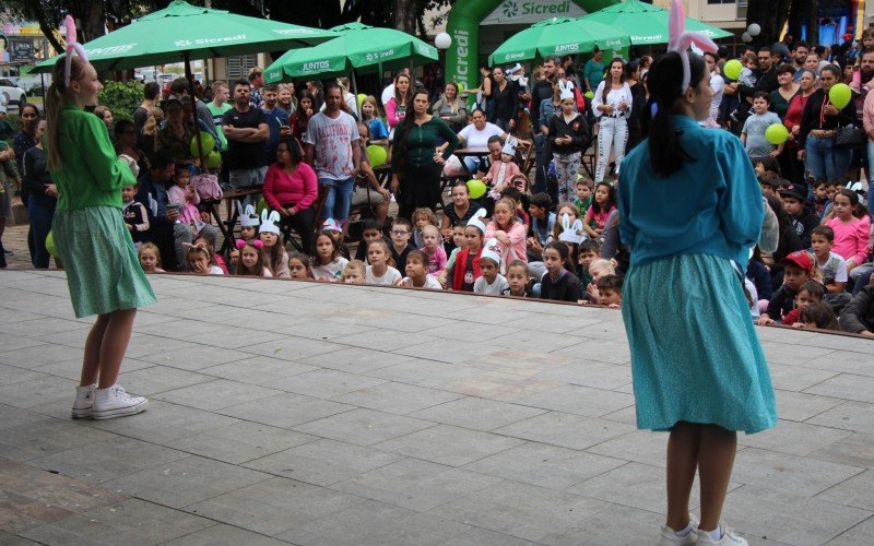Páscoa Solidária divertiu as famÃlias em Estância Velha