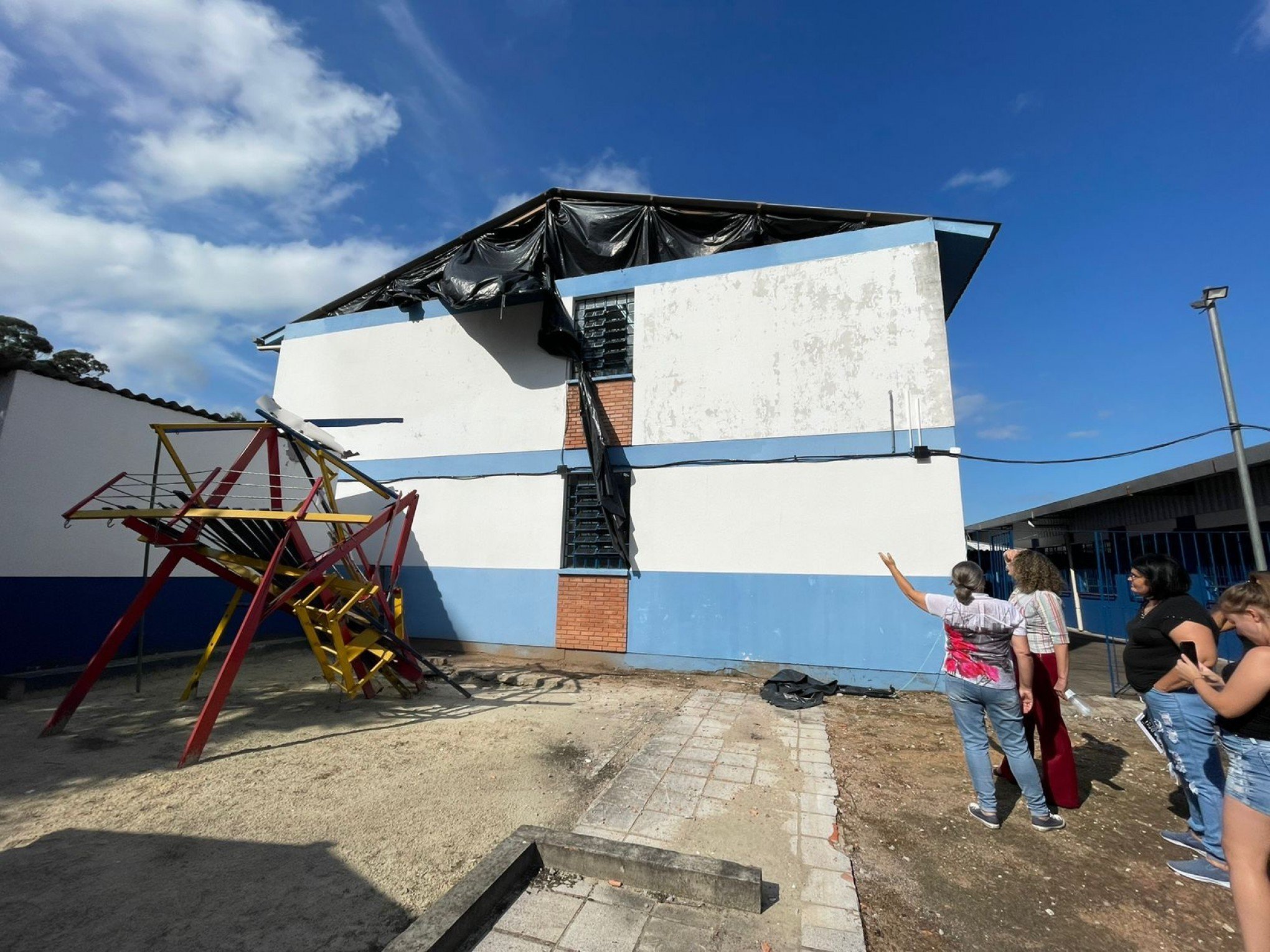 Estudantes sofrem com a falta de estrutura em escola de São Leopoldo