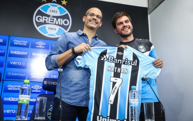 É uma felicidade muito grande poder vestir essa camisa, diz Luan sobre  retorno ao Grêmio - Grêmio - Jornal NH