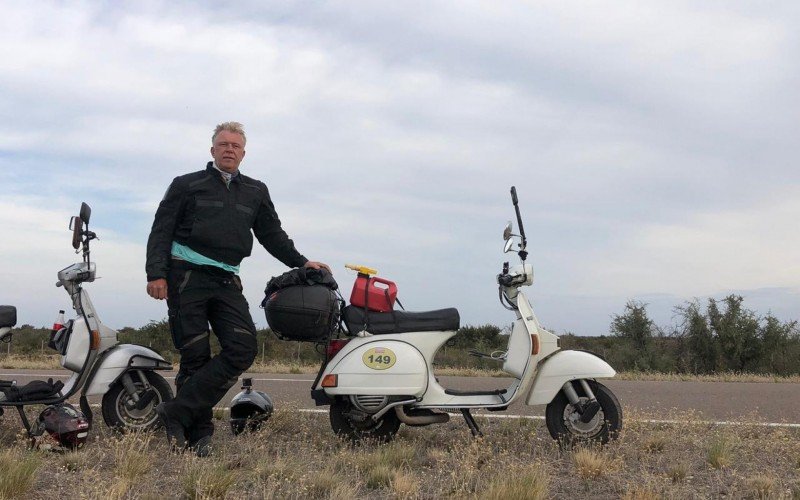 Ricardo Port percorreu mais de 6000km de Novo Hamburgo até a Patagônia, na Argentina, de Vespa