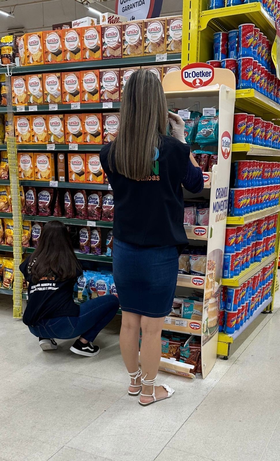 Supermercado de Canoas é autuado por vender produtos vencidos