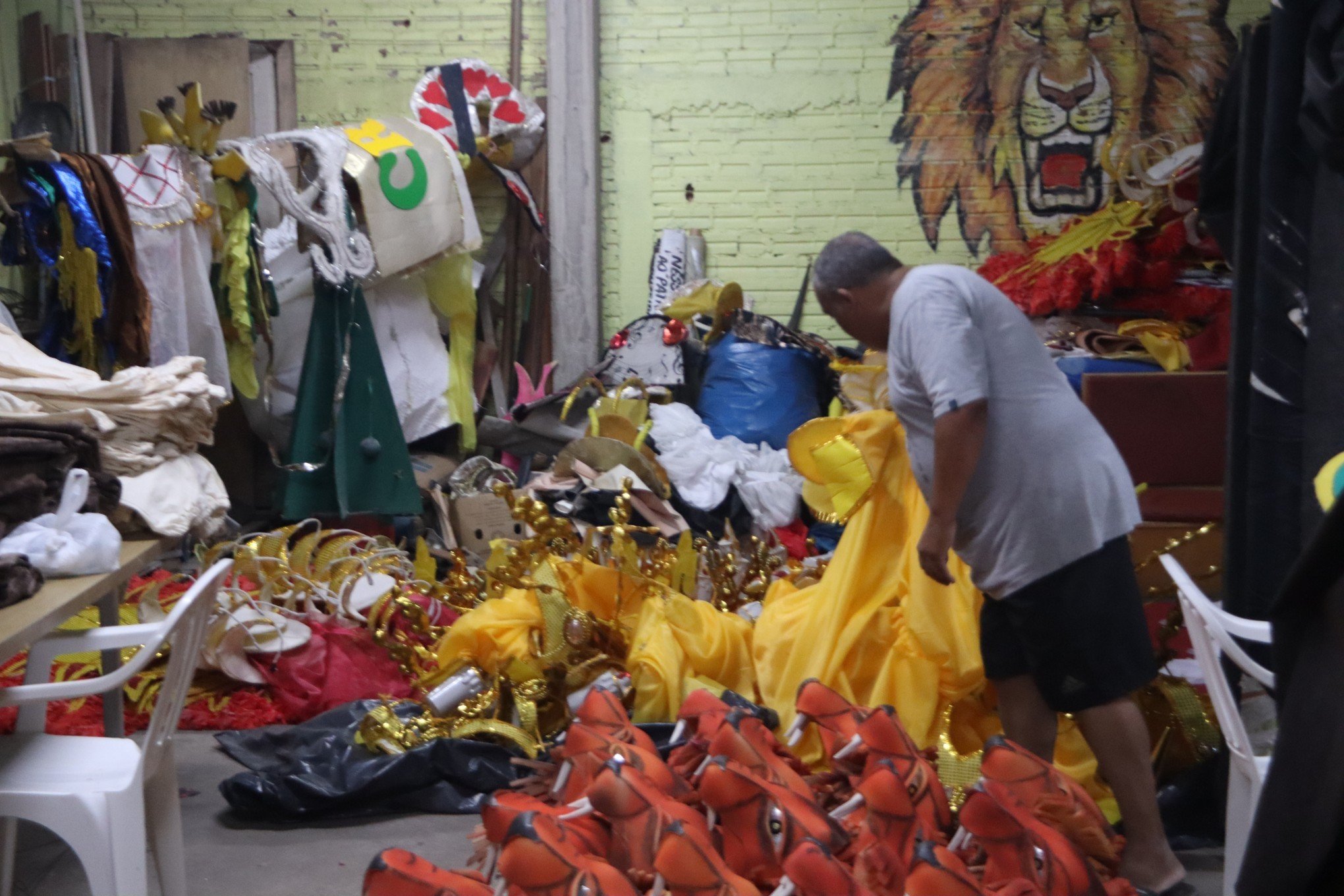 Sábado tem desfile de escolas de samba em Novo Hamburgo