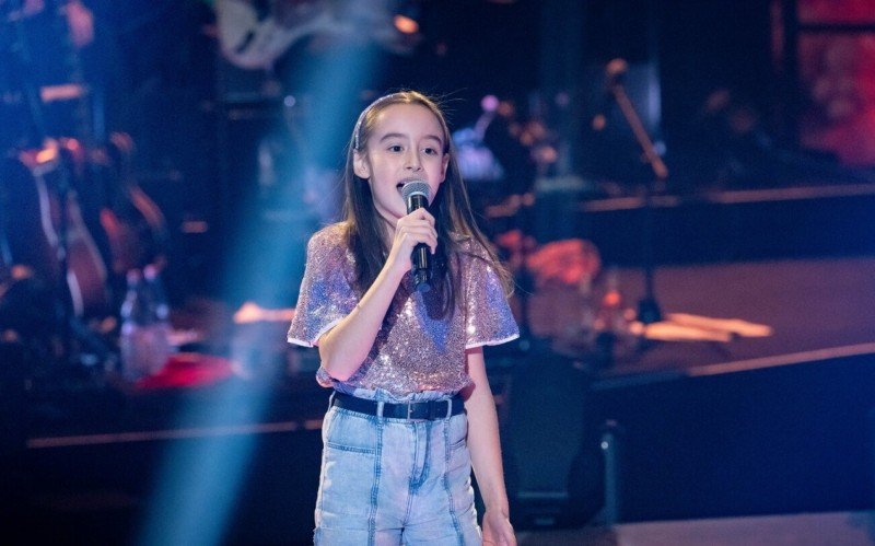 VÍDEO: Menina de Novo Hamburgo canta sucesso de Michel Teló no The Voice Kids da Alemanha