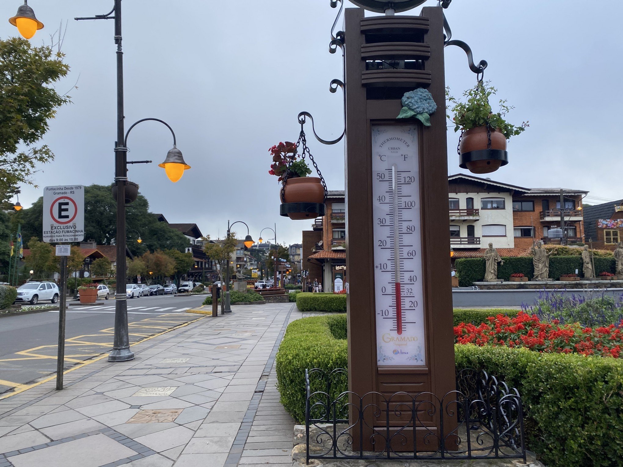 Gramado registra amanhecer gelado com 5°C nesta terça-feira; saiba se frio vai permanecer