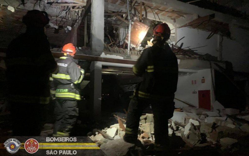 Imagens do Corpo de Bombeiros de Campos do Jordão mostram estragos causados por explosão