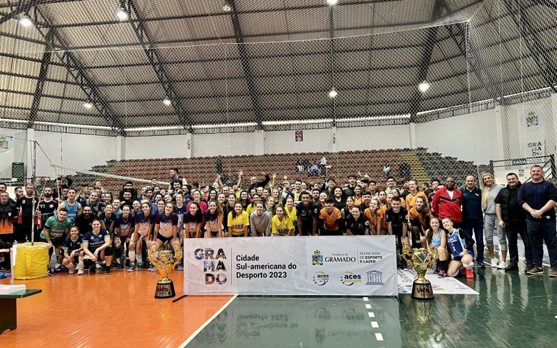 Atletas da 1Âª Copa Gramado de Voleibol Amador