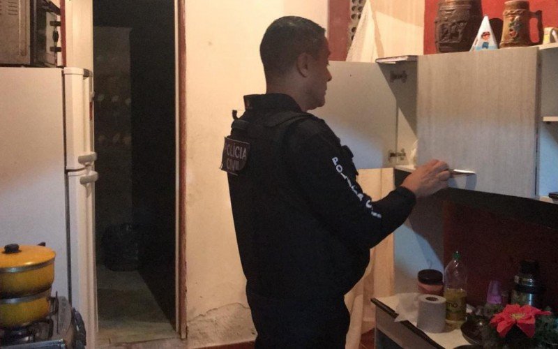 Investigados por ordenar e cometer homicÃdios são alvo de operação na região metropolitana