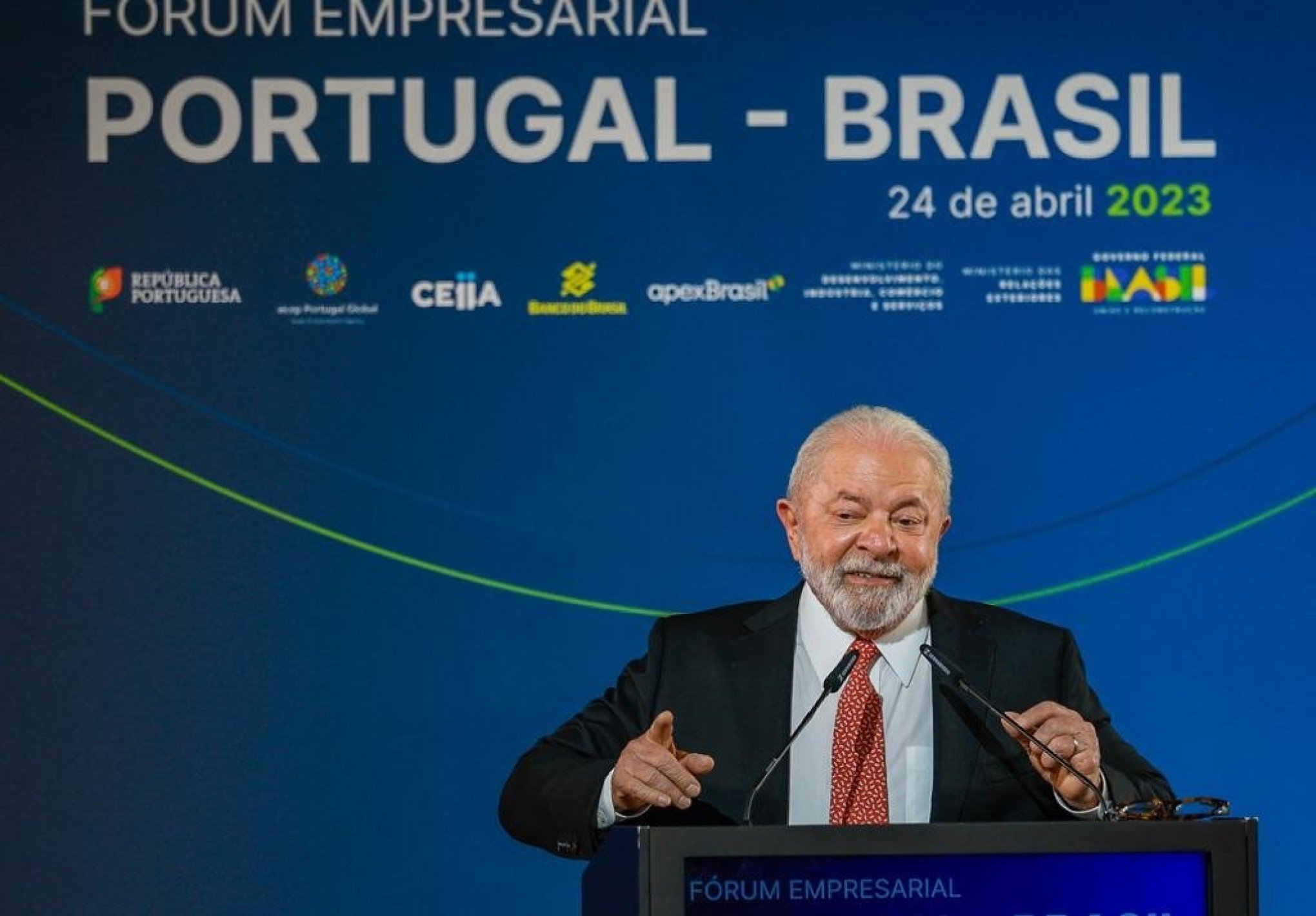 JUROS ALTOS: Lula faz crítica à taxa e fala sobre estratégia para estimular a economia; entenda