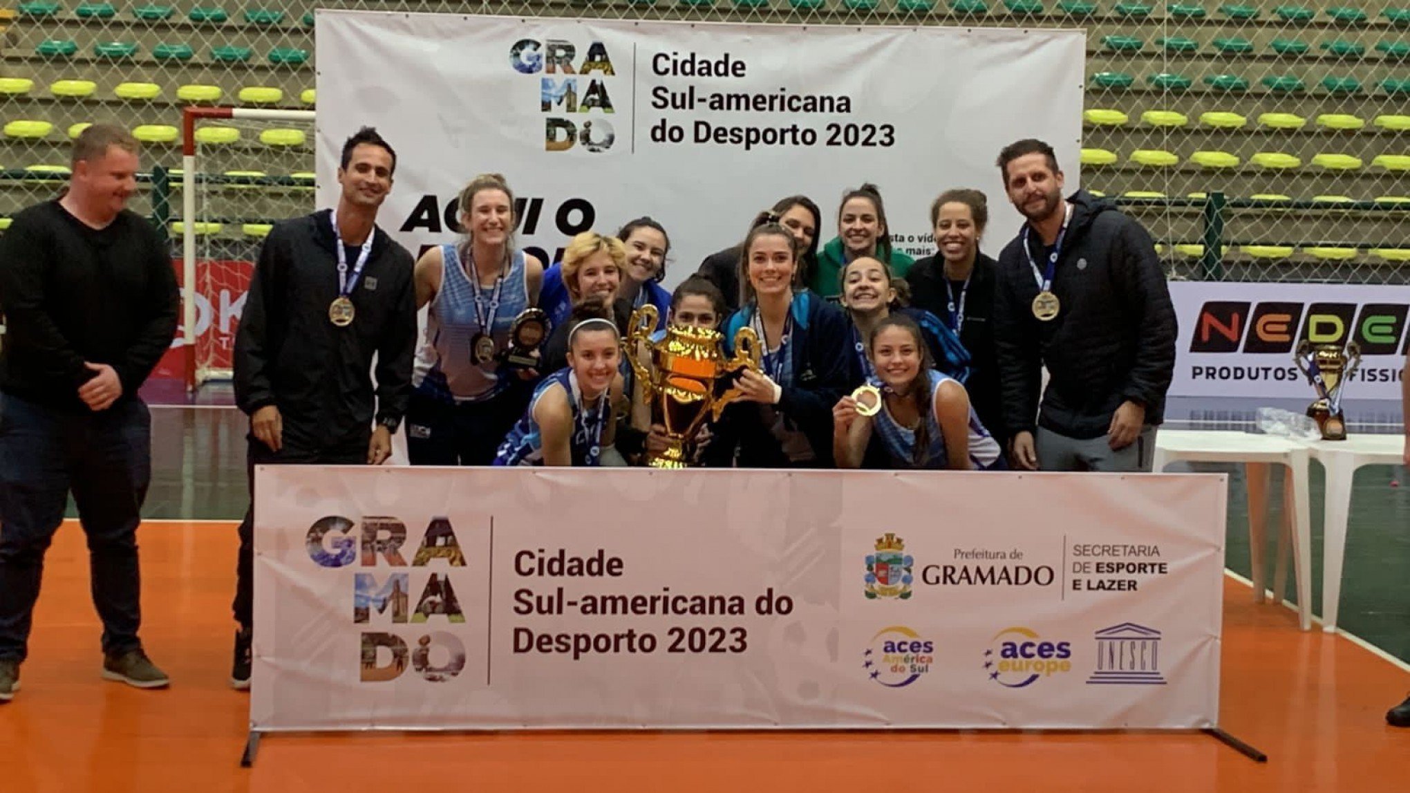 Copa Gramado de Vôlei tem equipes da região no pódio feminino e masculino