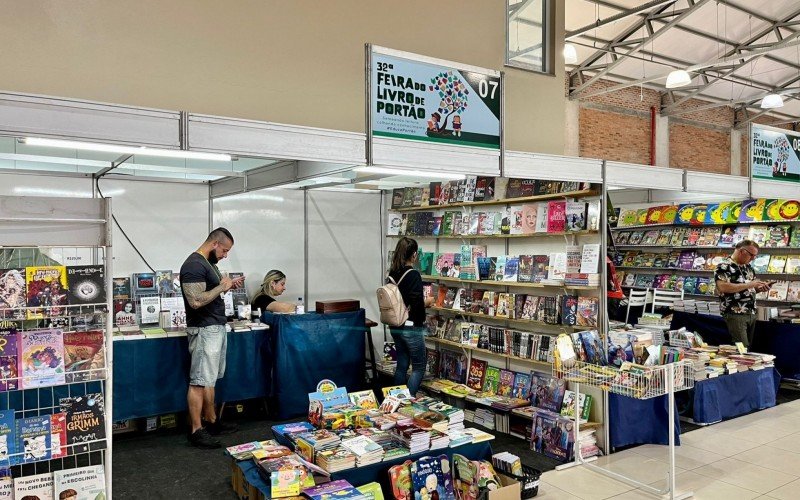 Prefeitura e Sesc São Leopoldo promovem a 32ª edição da Feira do Livro da cidade no Centro de Eventos