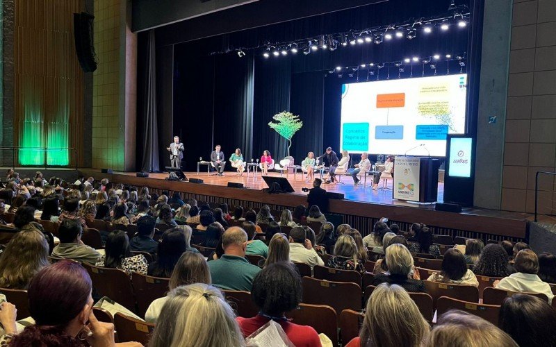 FÃ³rum sobre EducaÃ§Ã£o em Novo Hamburgo