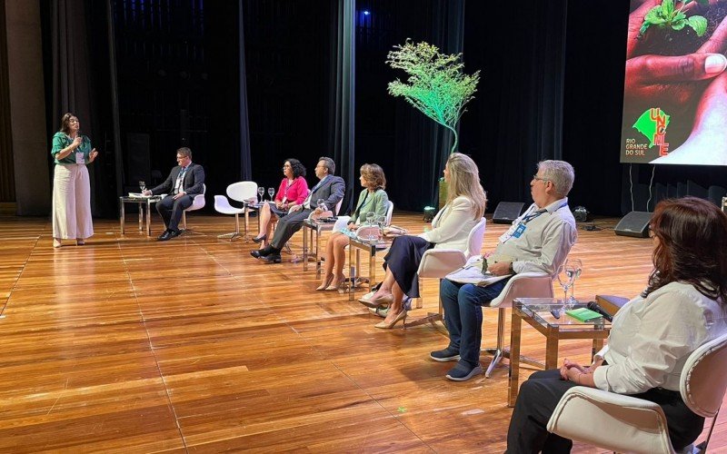 FÃ³rum sobre EducaÃ§Ã£o em Novo Hamburgo