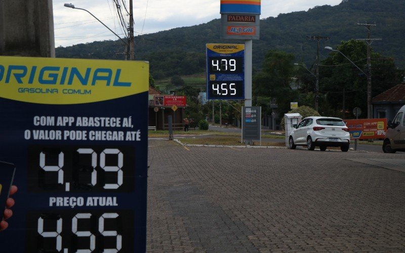 Preço gasolina em  25 de abril