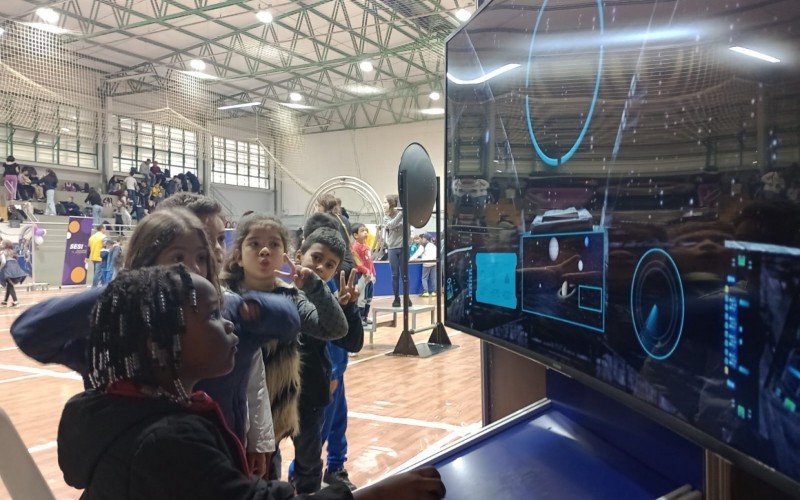 Museu Itinerante da Puc no Sesi NH