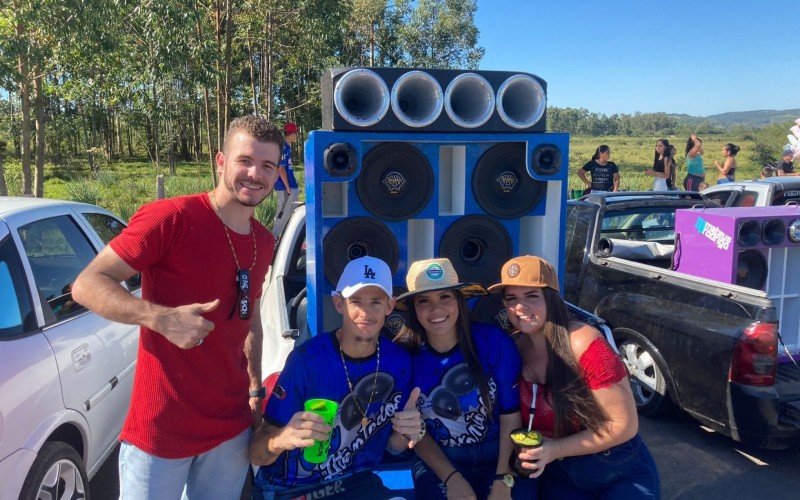 Diego, Marcos, Eloise e Andressa