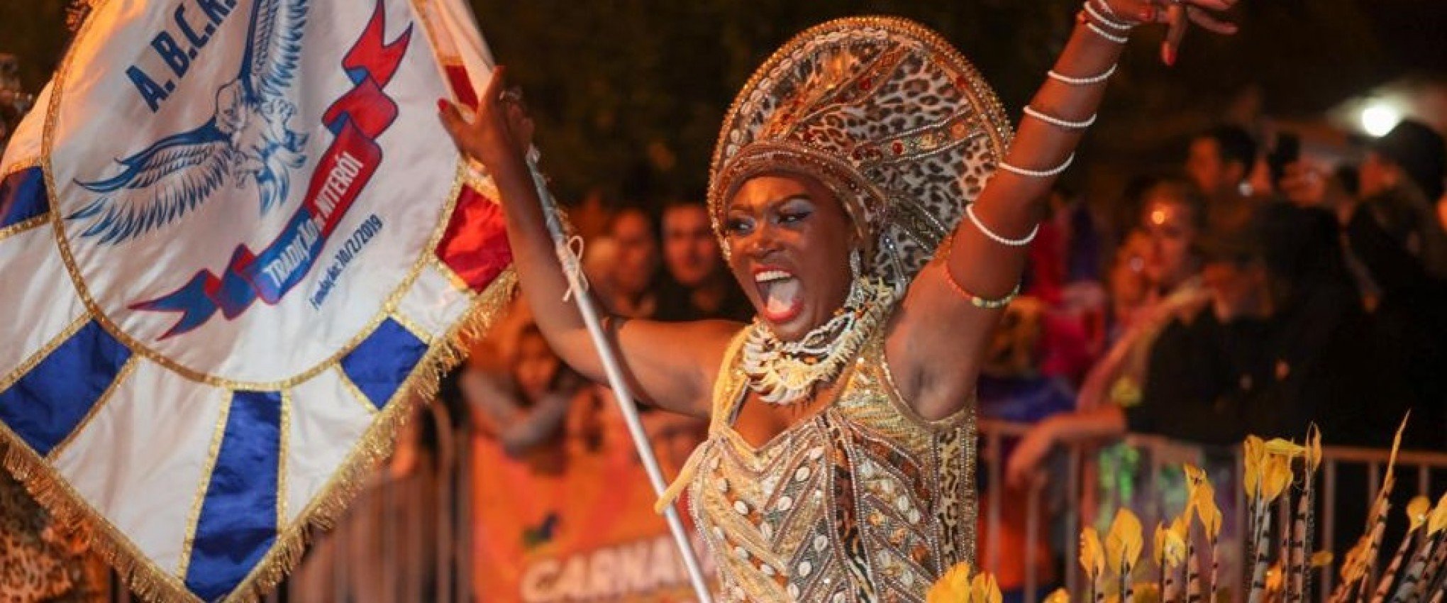 Após quatro anos sem desfile de rua, Carnaval faz retorno triunfal em Canoas