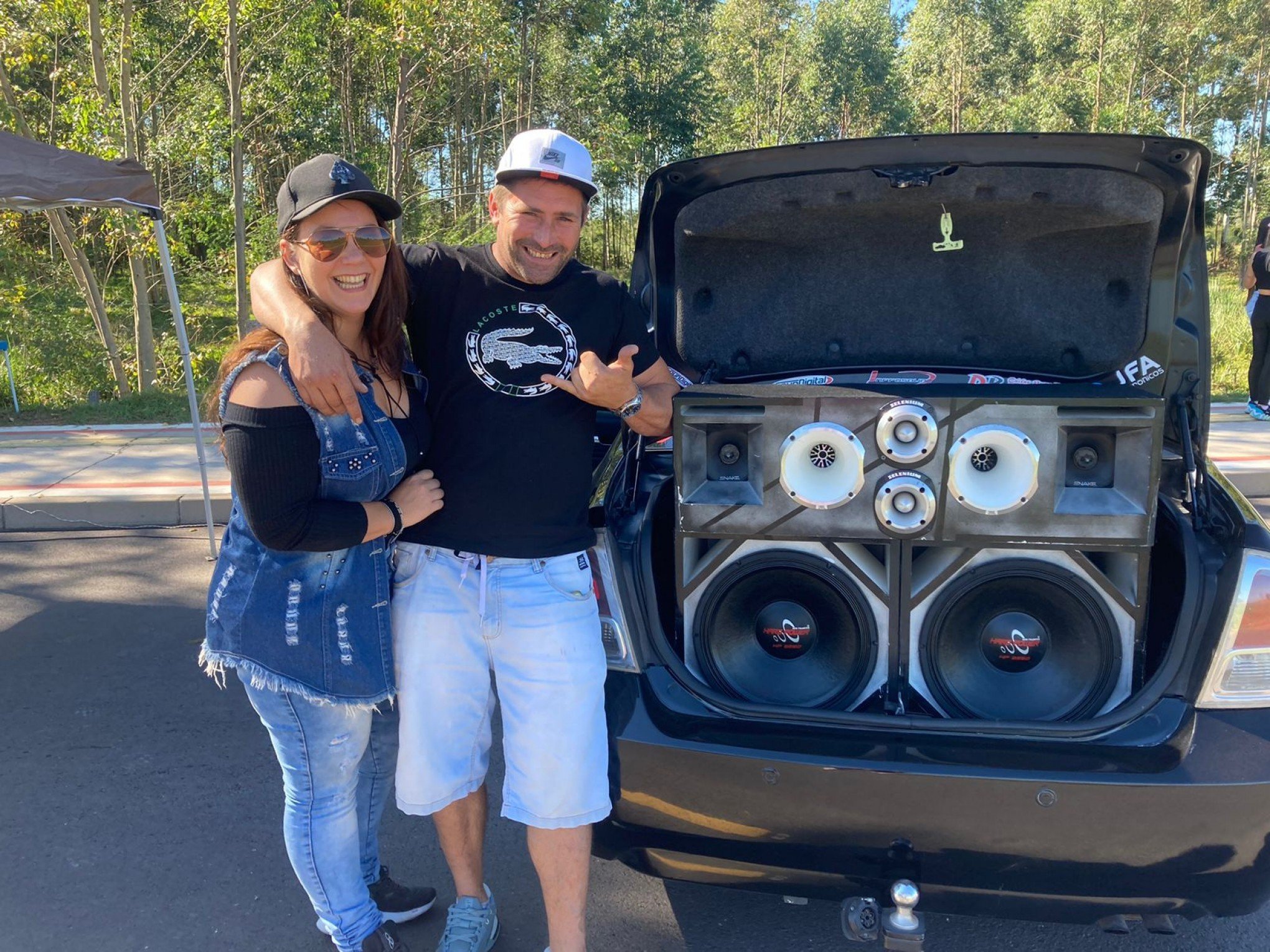 Mega Encontro de Som Automotivo e Rebaixados reúne apaixonados por carros  em rua de Parobé - Região - Jornal NH