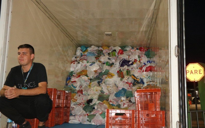 Sete toneladas de alimento foram arrecadadas no 40Âº Kerb de EstÃ¢ncia Velha