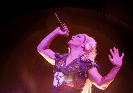 Artista de Igrejinha interpreta personagem transgênero em musical no Teatro do CIEE