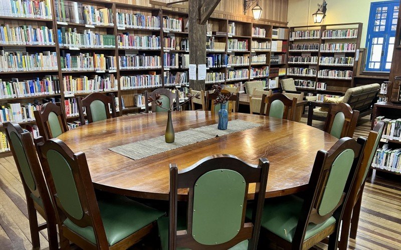 Biblioteca de Gramado Cyro Martins