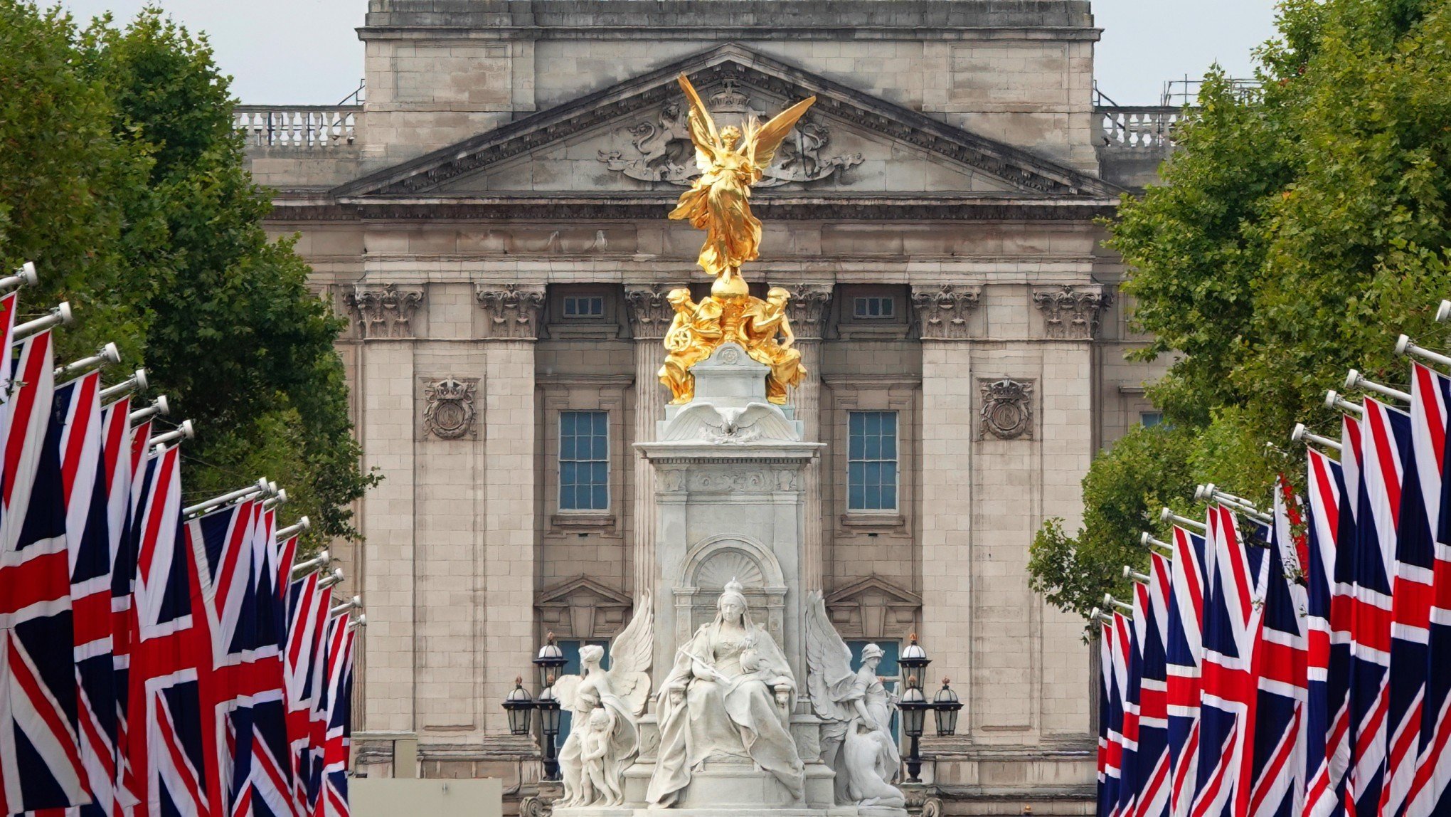 Saiba o que vai acontecer na cerimônia coroação do Rei Charles III