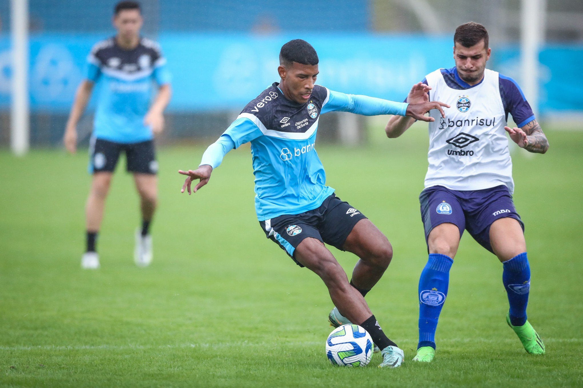 Time feminino do Grêmio vence o primeiro jogo no Brasileirão - Grêmio -  Diário de Canoas