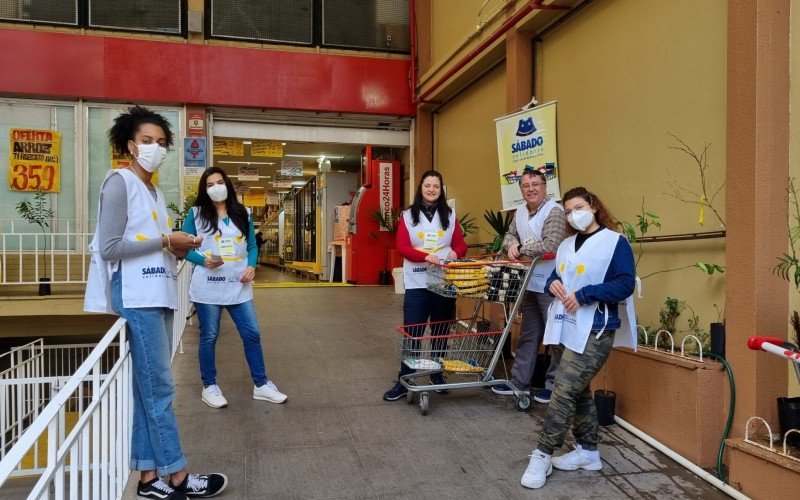 Voluntários do Banco de Alimentos estarão identificados nos pontos de coleta montados em supermercados