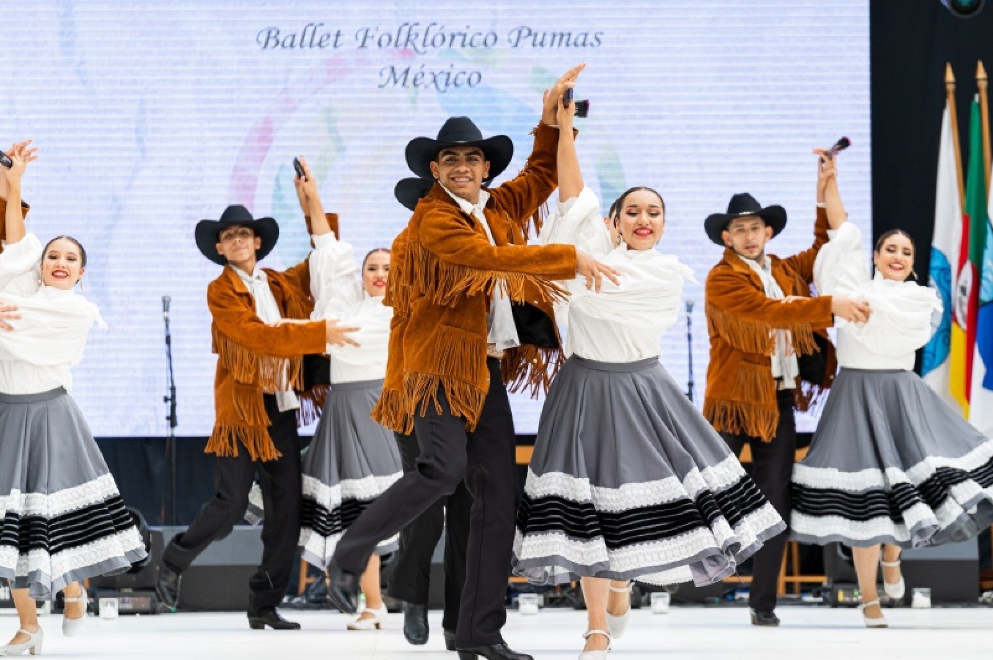 Coreógrafos de 12 países vão se encontrar no Festival de Folclore