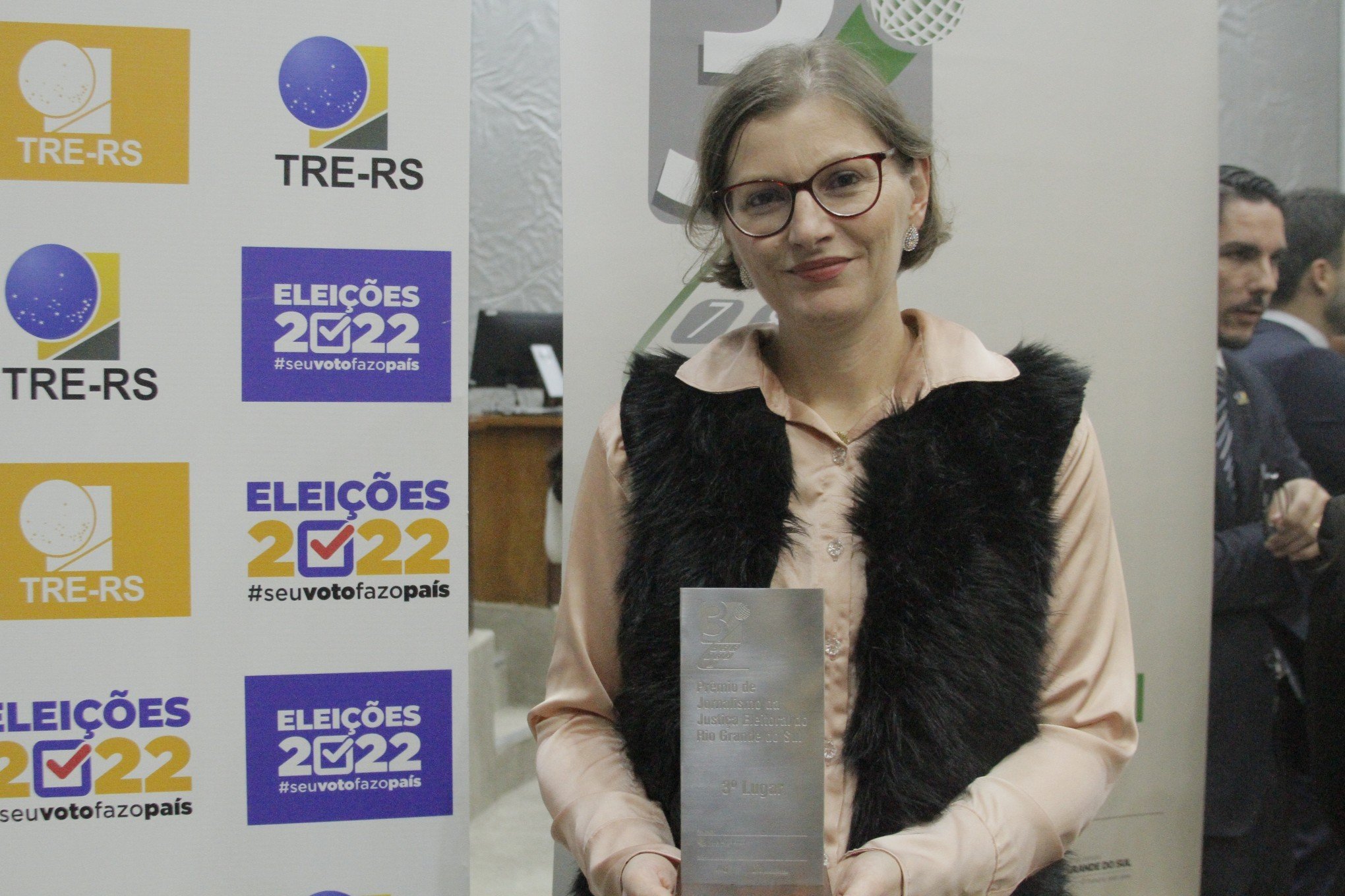 Jornalista do Grupo Sinos está entre vencedores do 3º Prêmio de Jornalismo da Justiça Eleitoral