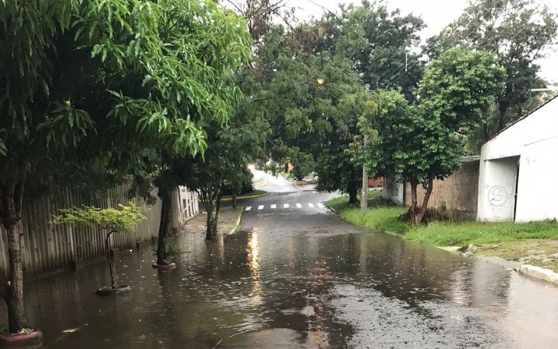 Situação da Rua Tietê no sábado (6)