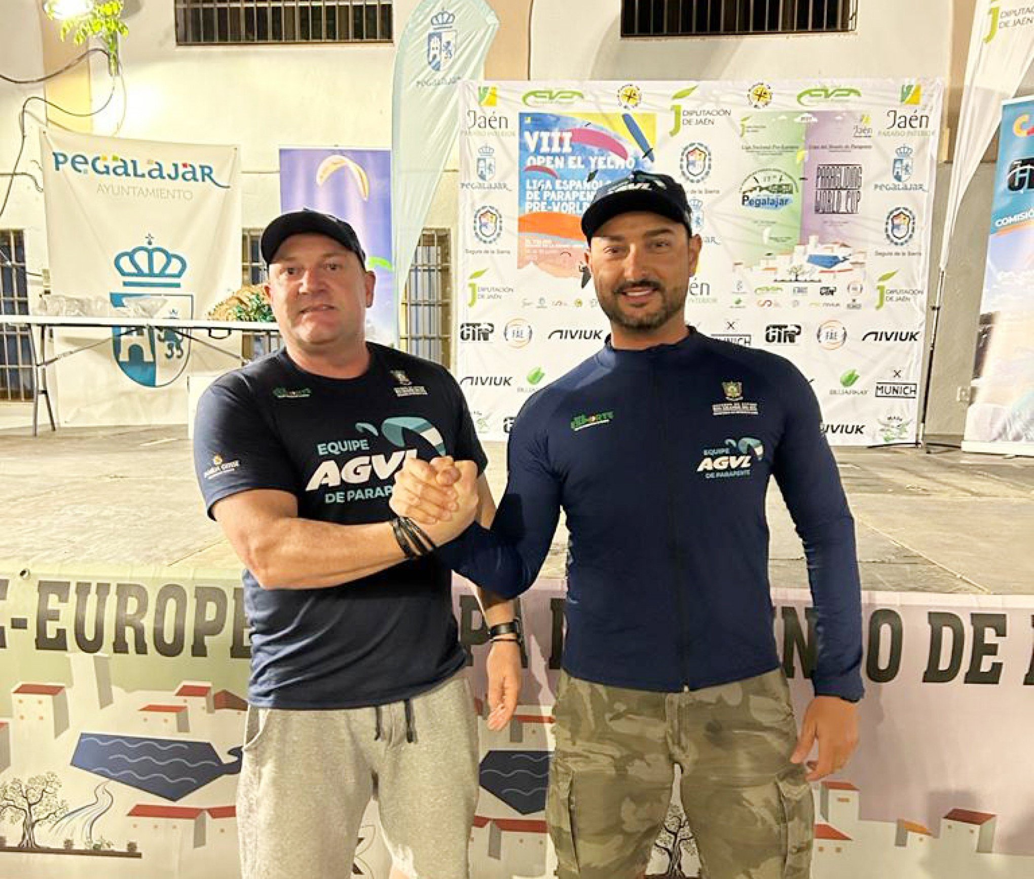 Atletas de parapente de Sapiranga conquistam top 5 em competição na Espanha