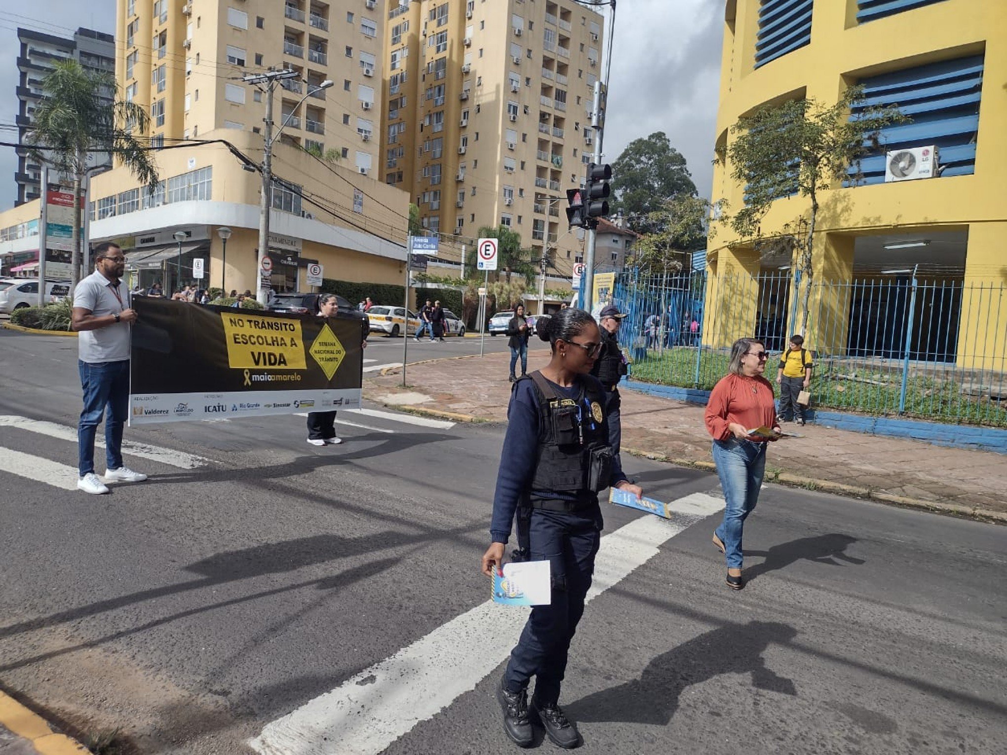 CFC Valderez realiza ações focadas no Maio Amarelo na região