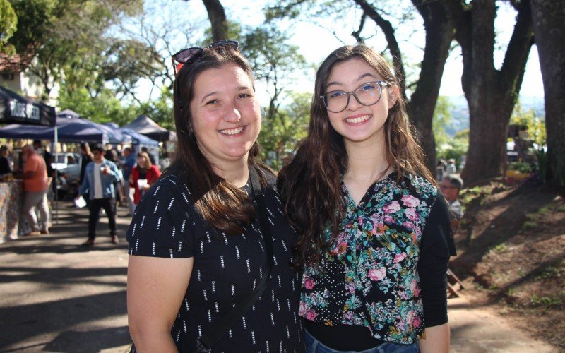 mãe e filha Luana Sampaio de Souza, 42 anos, e Mariana Sampaio Mattos