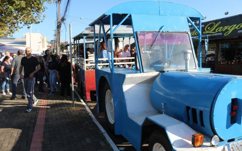 Passeio do trem amiguinho foi a atração do dia