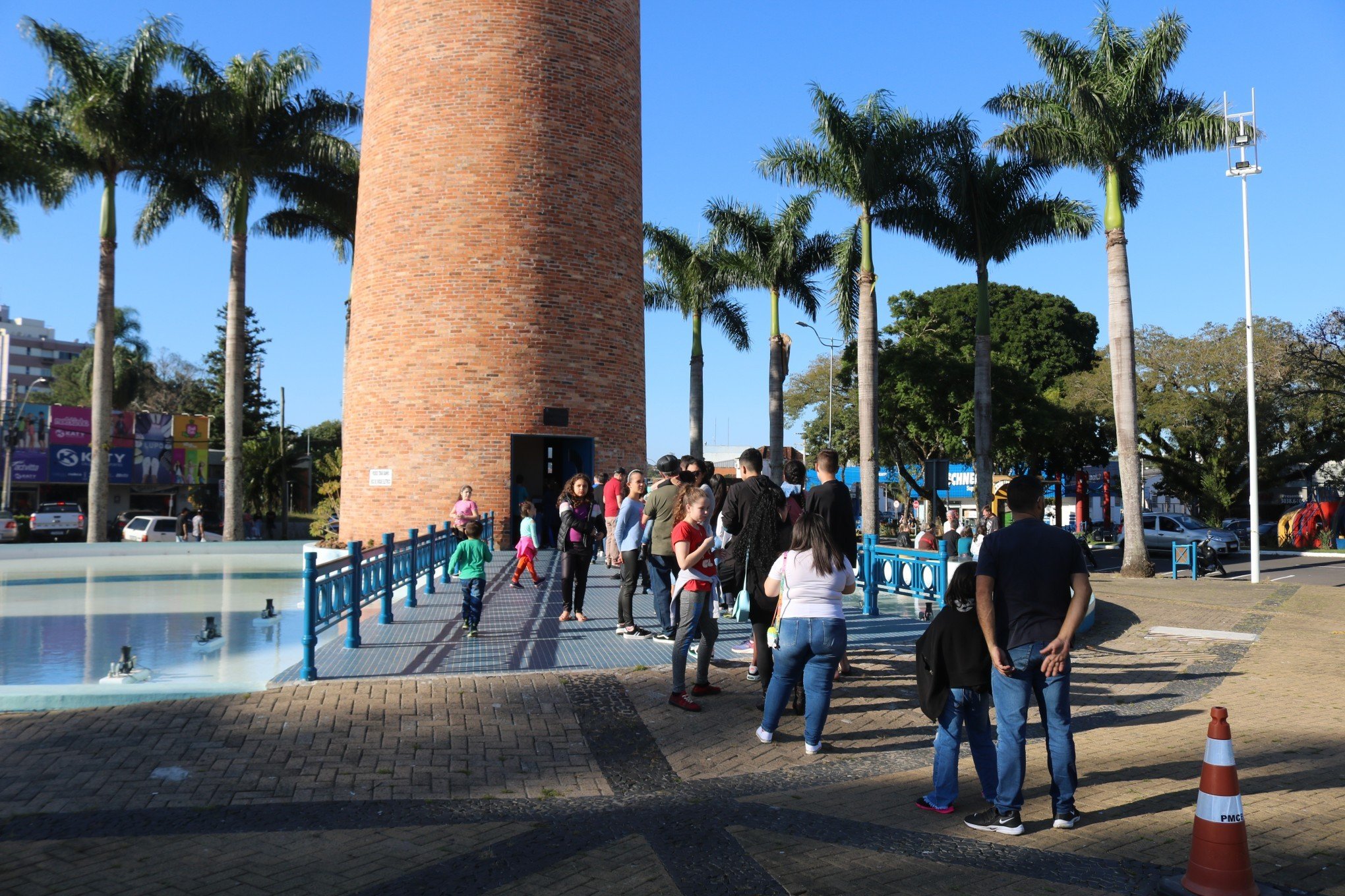 Feira de Artesanato, passeio de trem e visita ao mirante movimentam Campo Bom