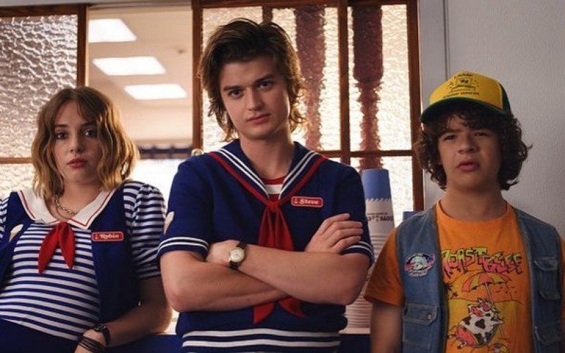 Joe Keery ganhou fama mundial ao interpretar Steve Harrington na série Stranger Things | abc+