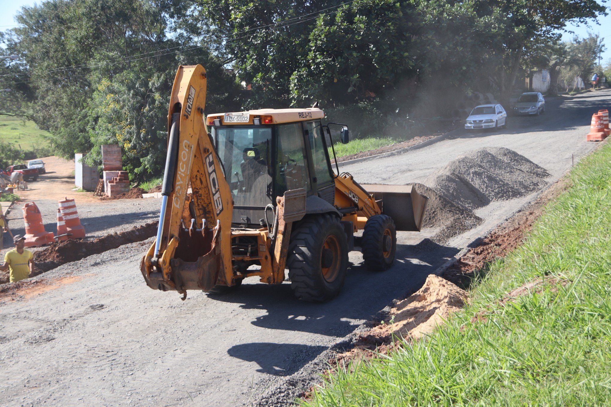 Avançam as obras em trecho da Avenida Tharcilo Nunes